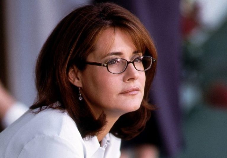 Lorraine Bracco Bio Net Worth Salary Age Height Weight Wiki