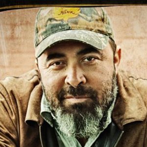 Aaron Lewis Bio, Age, Height, Net Worth, Career, Relationship, Daughter ...