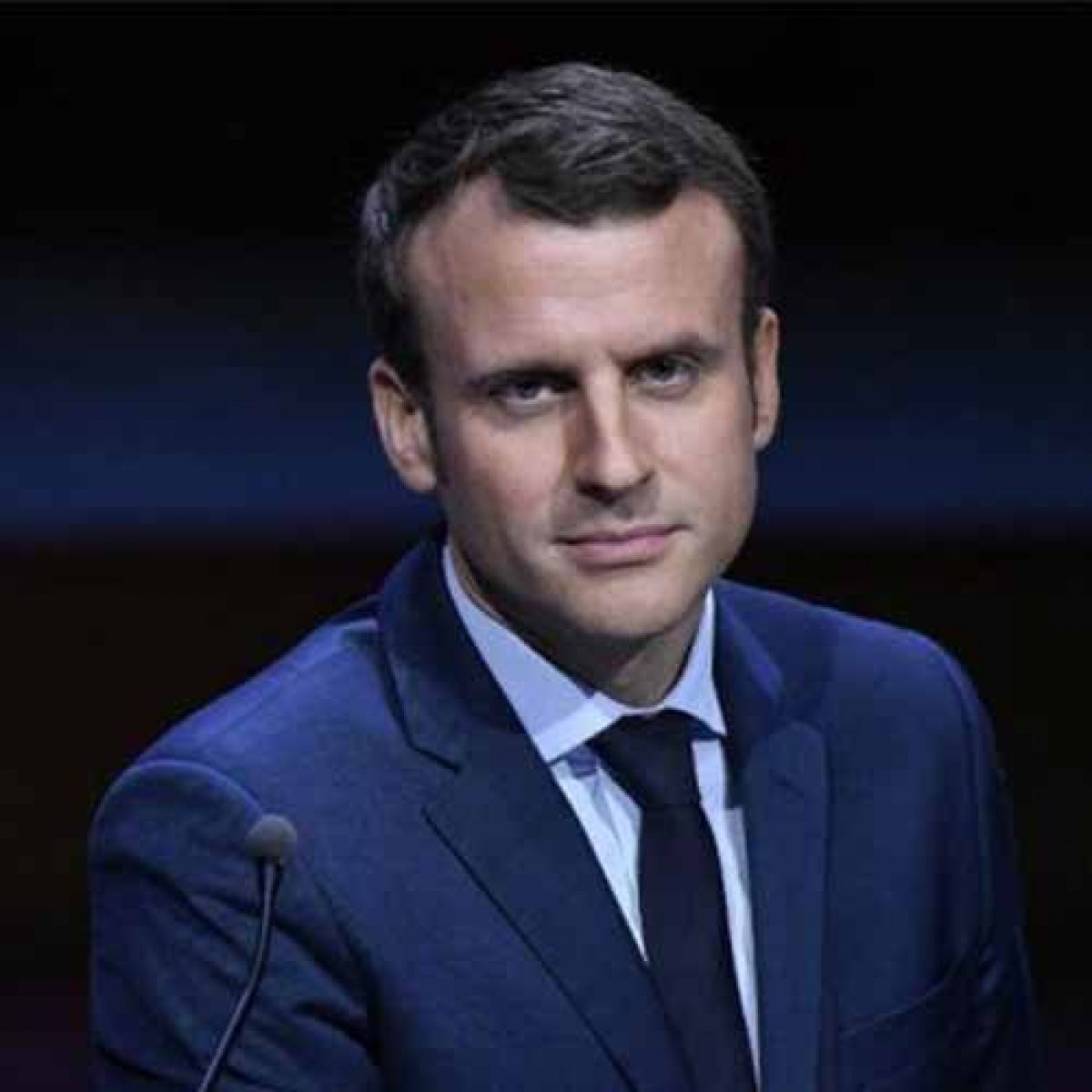 24+ Emmanuel Macron Height In Feet Background Link Guru