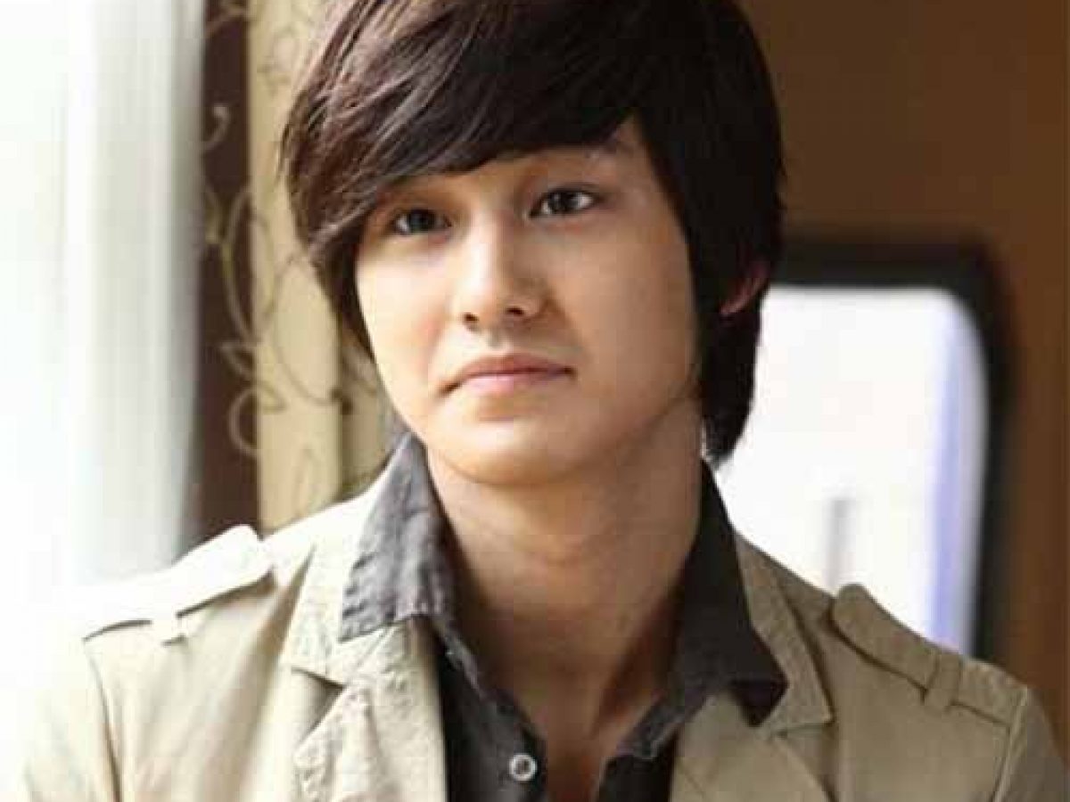 Kim Bum Bio Age Height Career Wife Net Worth Instagram Facebook