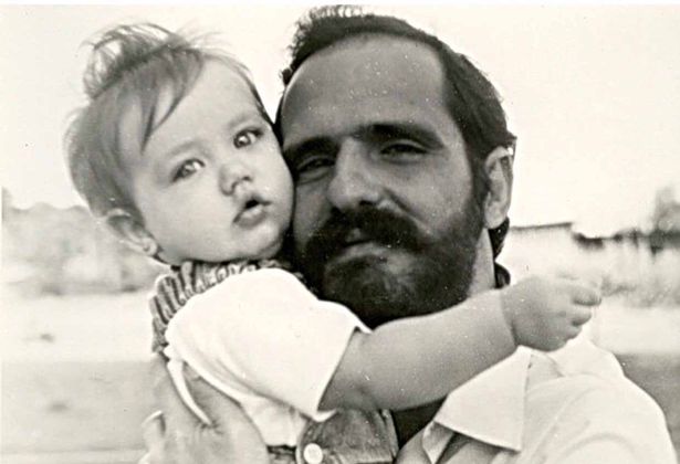 Ana de Armas as a child with her father.