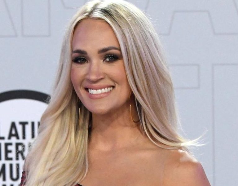 Carrie underwood Bio, Net Worth, Salary Age, Height, Weight, Wiki