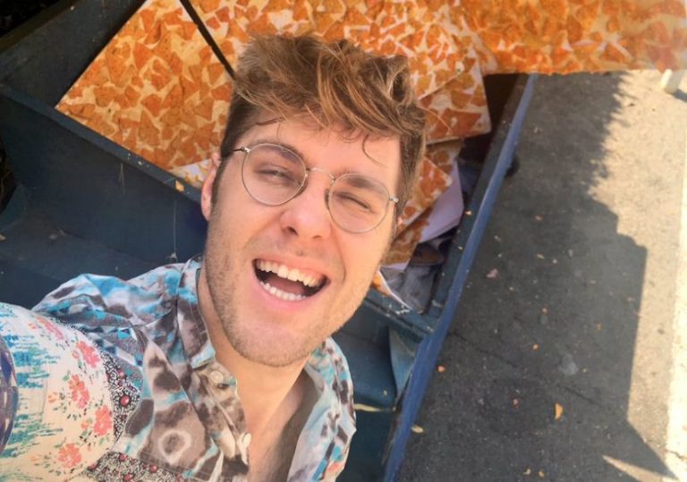 Garrett Watts Bio, Net Worth, Salary Age, Height, Weight, Wiki